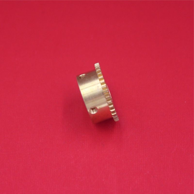KYD-mc424-000 μέρη τροφοδοτών ΕΡΓΑΛΕΊΩΝ SMT 223E0481 630 133 5032 221C0100 για τον τροφοδότη μηχανών Hitachi